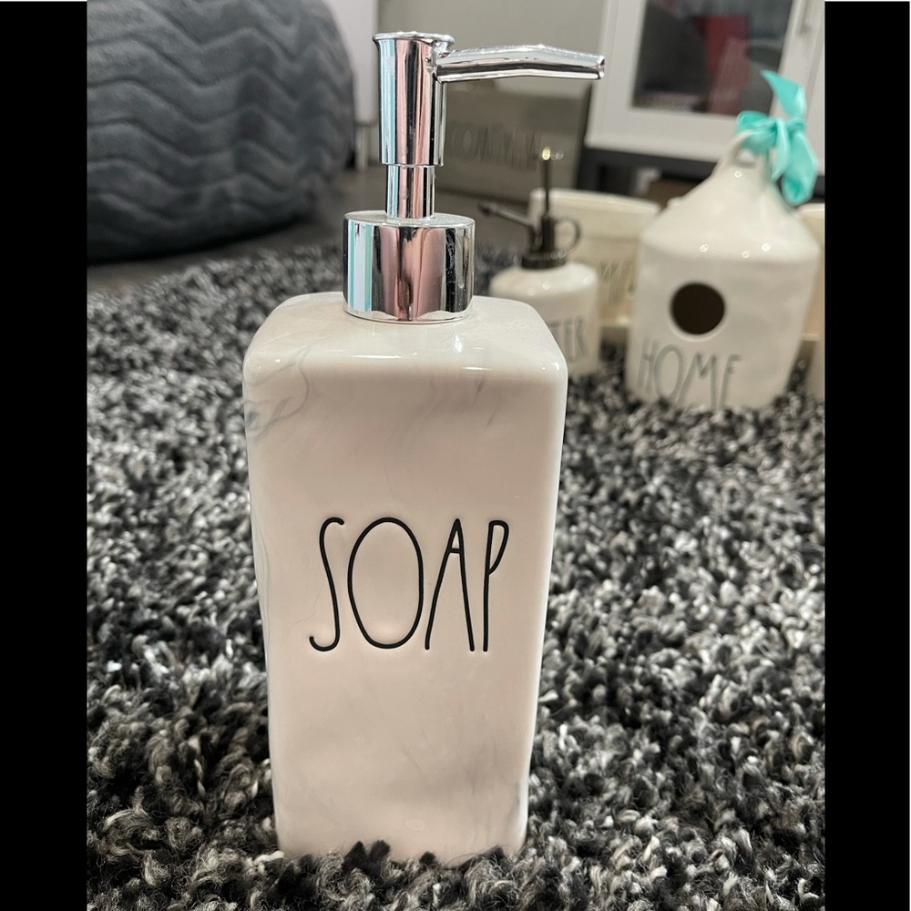 rae dunn marble soap dispenser